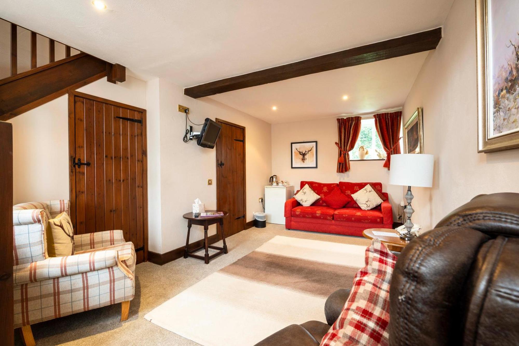 Gaskell Arms Hotel Мъч Уенлок Екстериор снимка